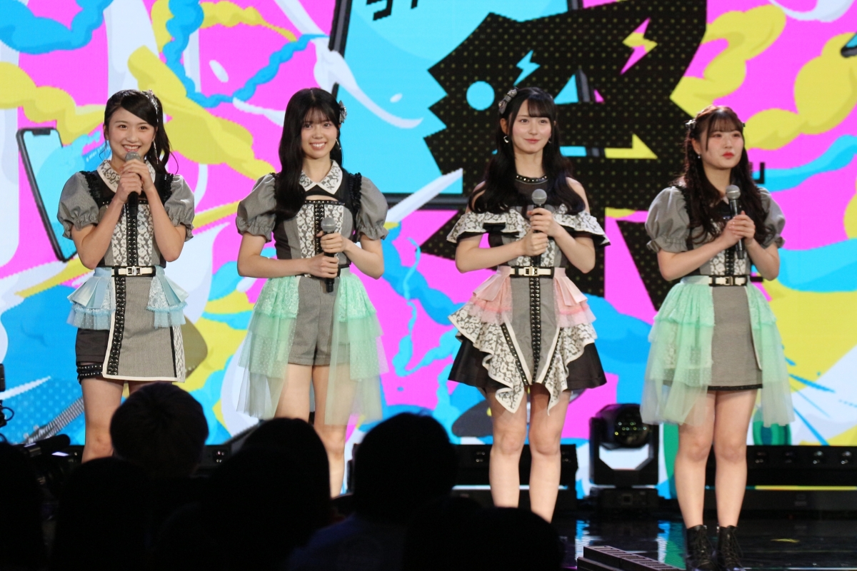 「超ライブ配信祭2024」NMB48プレゼンターとして登場 パフォーマンスも披露 新澤菜央「夢を追いかけている姿に勇気をもらった」塩月希依音「楽しんで配信を続けて」出口結菜「NMB48は全員エンターテイナーだ」安部若菜「世界中の方々にNMB48を知ってもらえる2025年にしたい。大阪から世界へ」 13 「超ライブ配信祭2024」NMB48プレゼンターとして登場 パフォーマンスも披露 新澤菜央「夢を追いかけている姿に勇気をもらった」塩月希依音「楽しんで配信を続けて」出口結菜「NMB48は全員エンターテイナーだ」安部若菜「世界中の方々にNMB48を知ってもらえる2025年にしたい。大阪から世界へ」
