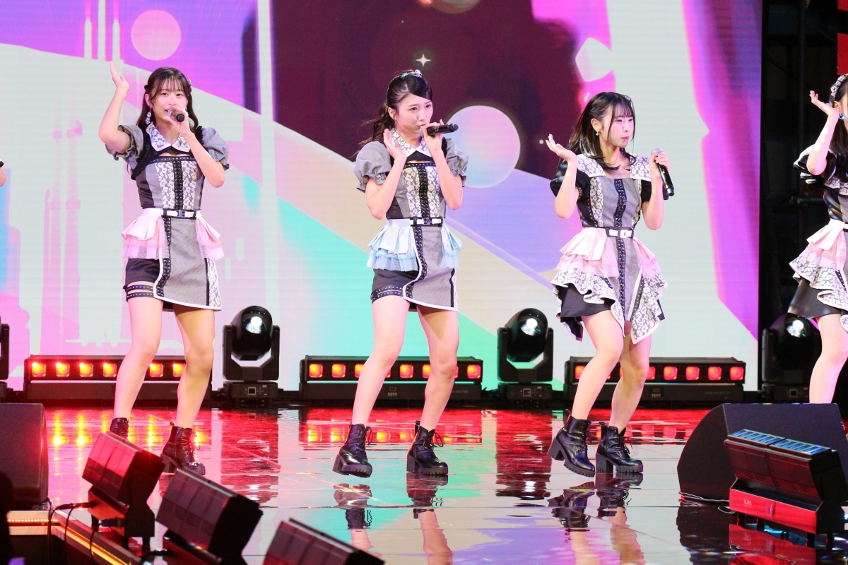 「超ライブ配信祭2024」NMB48プレゼンターとして登場 パフォーマンスも披露 新澤菜央「夢を追いかけている姿に勇気をもらった」塩月希依音「楽しんで配信を続けて」出口結菜「NMB48は全員エンターテイナーだ」安部若菜「世界中の方々にNMB48を知ってもらえる2025年にしたい。大阪から世界へ」 22 「超ライブ配信祭2024」NMB48プレゼンターとして登場 パフォーマンスも披露 新澤菜央「夢を追いかけている姿に勇気をもらった」塩月希依音「楽しんで配信を続けて」出口結菜「NMB48は全員エンターテイナーだ」安部若菜「世界中の方々にNMB48を知ってもらえる2025年にしたい。大阪から世界へ」