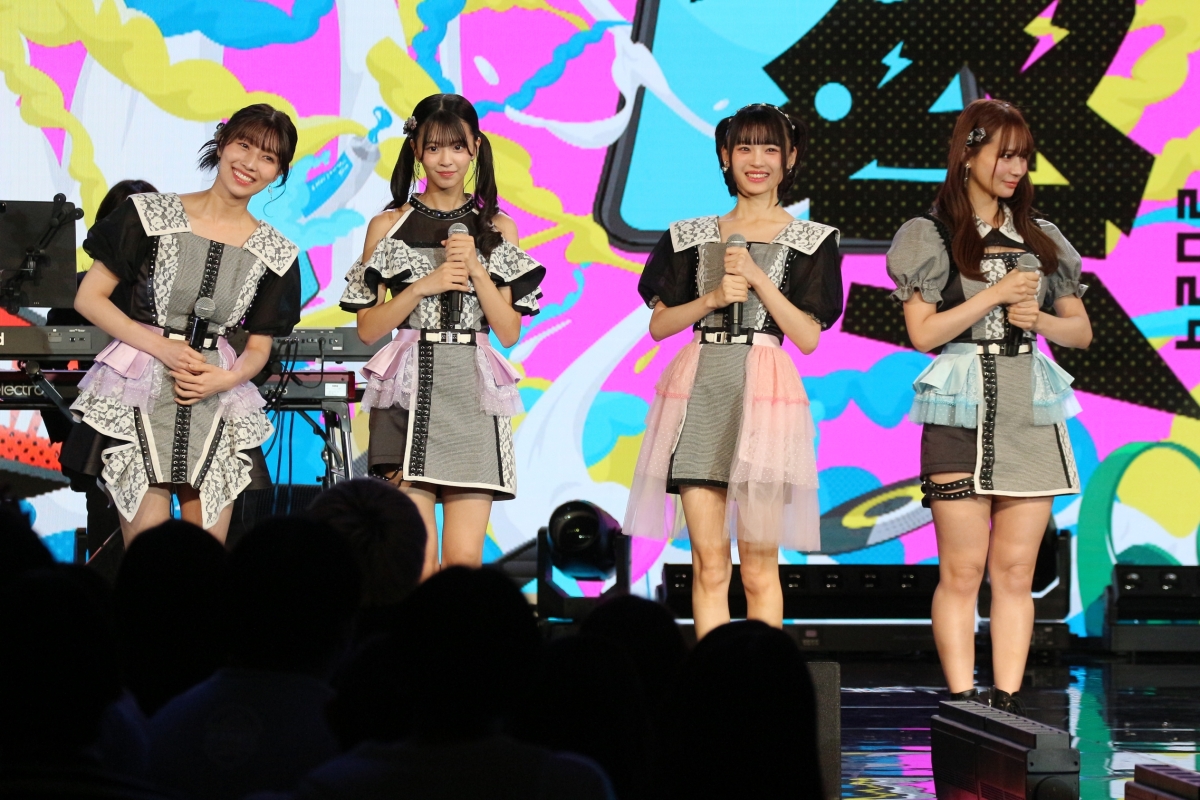 「超ライブ配信祭2024」NMB48プレゼンターとして登場 パフォーマンスも披露 新澤菜央「夢を追いかけている姿に勇気をもらった」塩月希依音「楽しんで配信を続けて」出口結菜「NMB48は全員エンターテイナーだ」安部若菜「世界中の方々にNMB48を知ってもらえる2025年にしたい。大阪から世界へ」 5 「超ライブ配信祭2024」NMB48プレゼンターとして登場 パフォーマンスも披露 新澤菜央「夢を追いかけている姿に勇気をもらった」塩月希依音「楽しんで配信を続けて」出口結菜「NMB48は全員エンターテイナーだ」安部若菜「世界中の方々にNMB48を知ってもらえる2025年にしたい。大阪から世界へ」