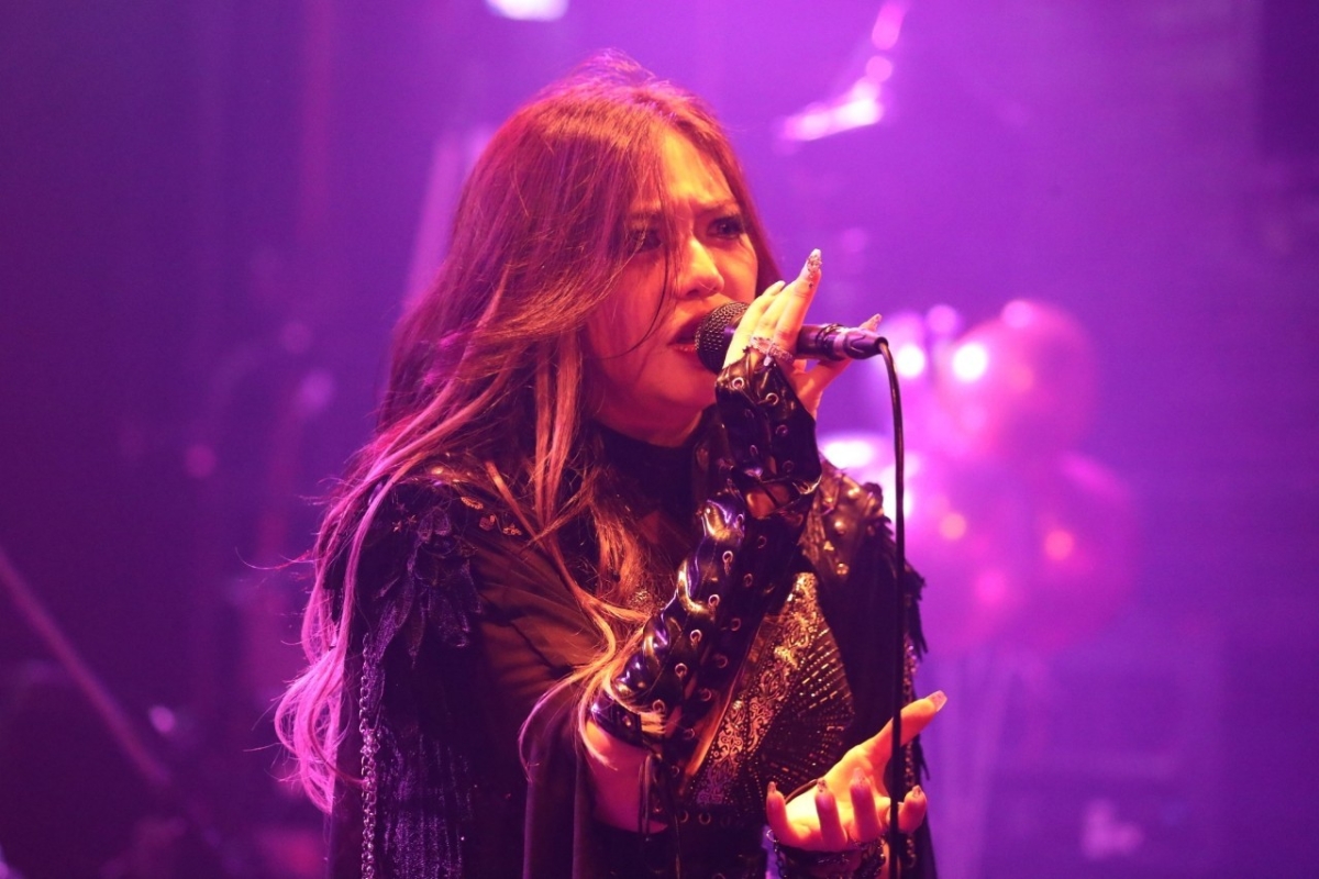 未来に向かって輝き続けよう。満員の観客たち前に誓ったSiriusのワンマン公演をレポート!