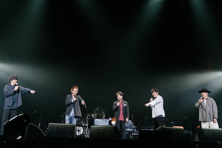 11月12日「KAN」を慕う豪華ミュージシャンが集った「KANタービレ〜今夜は帰さナイトフィーバー〜」最後はKANの一本締めで幕 2 11月12日「KAN」を慕う豪華ミュージシャンが集った「KANタービレ〜今夜は帰さナイトフィーバー〜」最後はKANの一本締めで幕