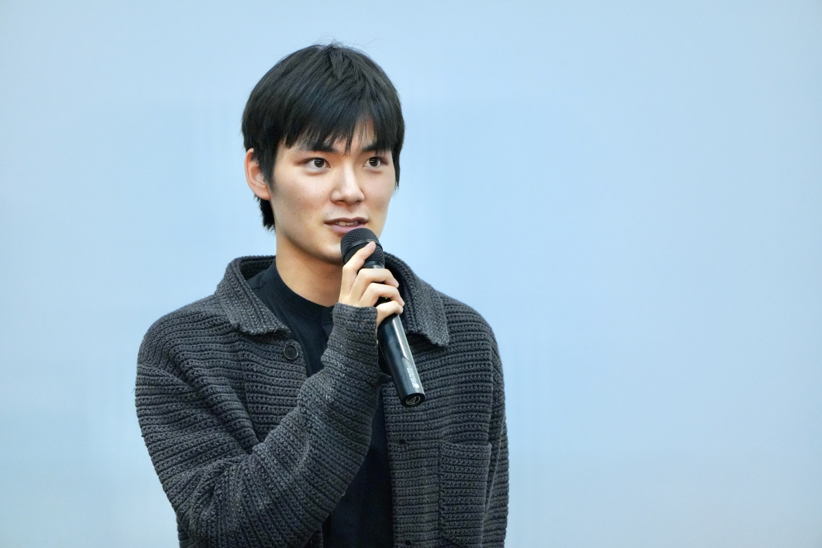 第34回東京国際映画祭Amazon Prime Video テイクワン賞受賞 金允洙(キム・ユンス)監督オリジナル脚本による長編デビュー作 映画『あるいは、ユートピア』ユーロスペースで初日舞台挨拶実施! 藤原季節、大場みなみ、杉田雷麟、愛鈴、金允洙監督が登壇! 藤原季節「金監督の長編デビュー作の一員になれたことが光栄。キャストにもスタッフにも恵まれて、幸福な映画体験になった作品。」 11 第34回東京国際映画祭Amazon Prime Video テイクワン賞受賞 金允洙(キム・ユンス)監督オリジナル脚本による長編デビュー作 映画『あるいは、ユートピア』ユーロスペースで初日舞台挨拶実施! 藤原季節、大場みなみ、杉田雷麟、愛鈴、金允洙監督が登壇! 藤原季節「金監督の長編デビュー作の一員になれたことが光栄。キャストにもスタッフにも恵まれて、幸福な映画体験になった作品。」