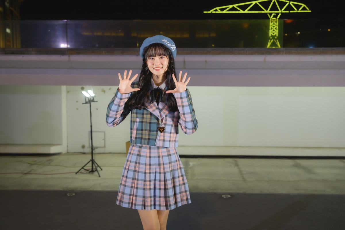 夜空に響く歌声… 大西亜玖璃「アウフタクト」ミニライブでファンを魅了