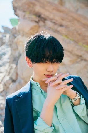 宮世琉弥 1st写真集「Anew ー宮城から世界へー」表紙デザイン完成！新カットが一挙公開！発売記念パネル展の開催が決定！