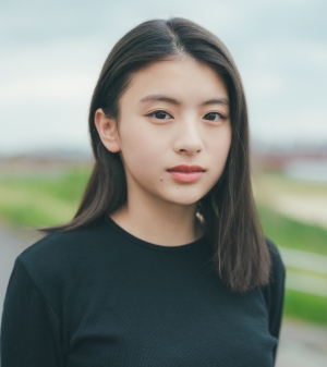 2024-2025年シーズンの「JR SKISKI」メインキャストは俳優・出口夏希＆俳優・青木柚に決定 ! ! キャッチコピーに絡めて、ご自身の性格を２つの漢字一文字で表すと、『◯と◯』今年一年を２つの漢字一文字で表すと、『◯と◯』