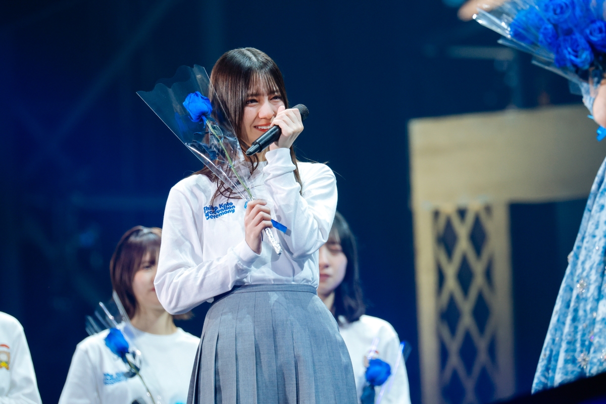 日向坂46が東京ドームを「ハッピー」と「サプライズ」で満たす！