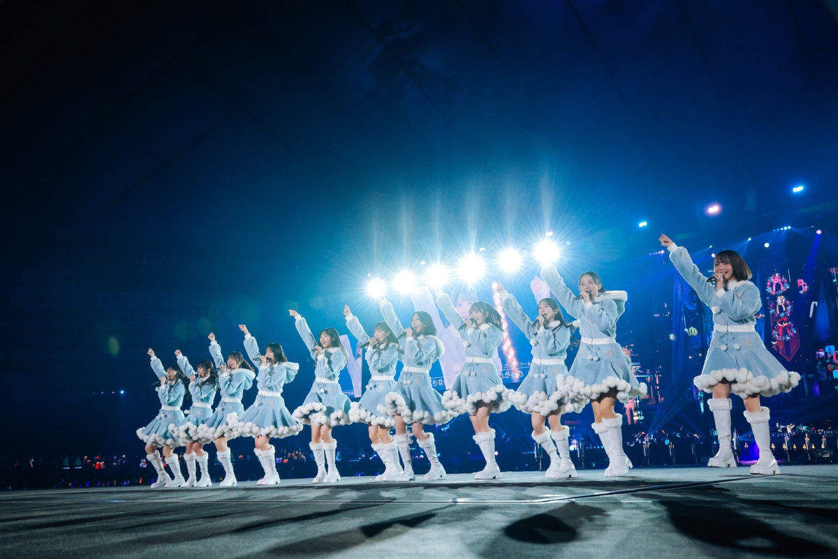 日向坂46が東京ドームを「ハッピー」と「サプライズ」で満たす！