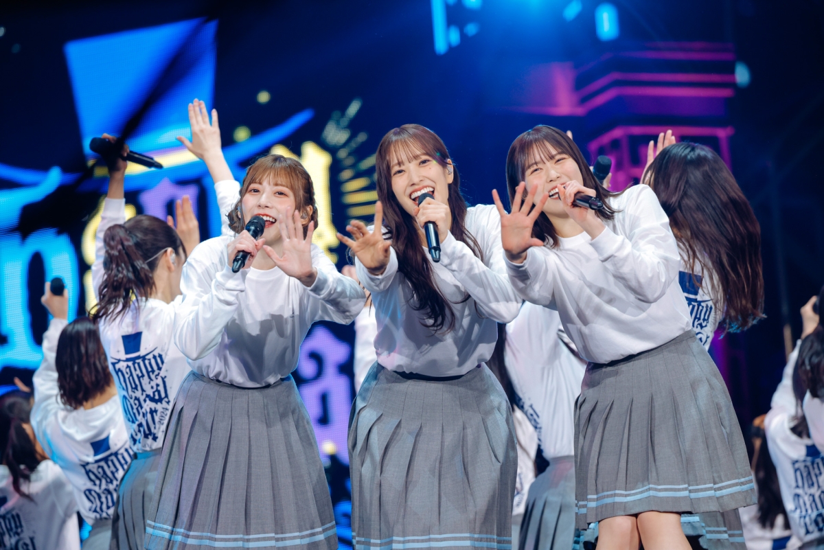 日向坂46が東京ドームを「ハッピー」と「サプライズ」で満たす！