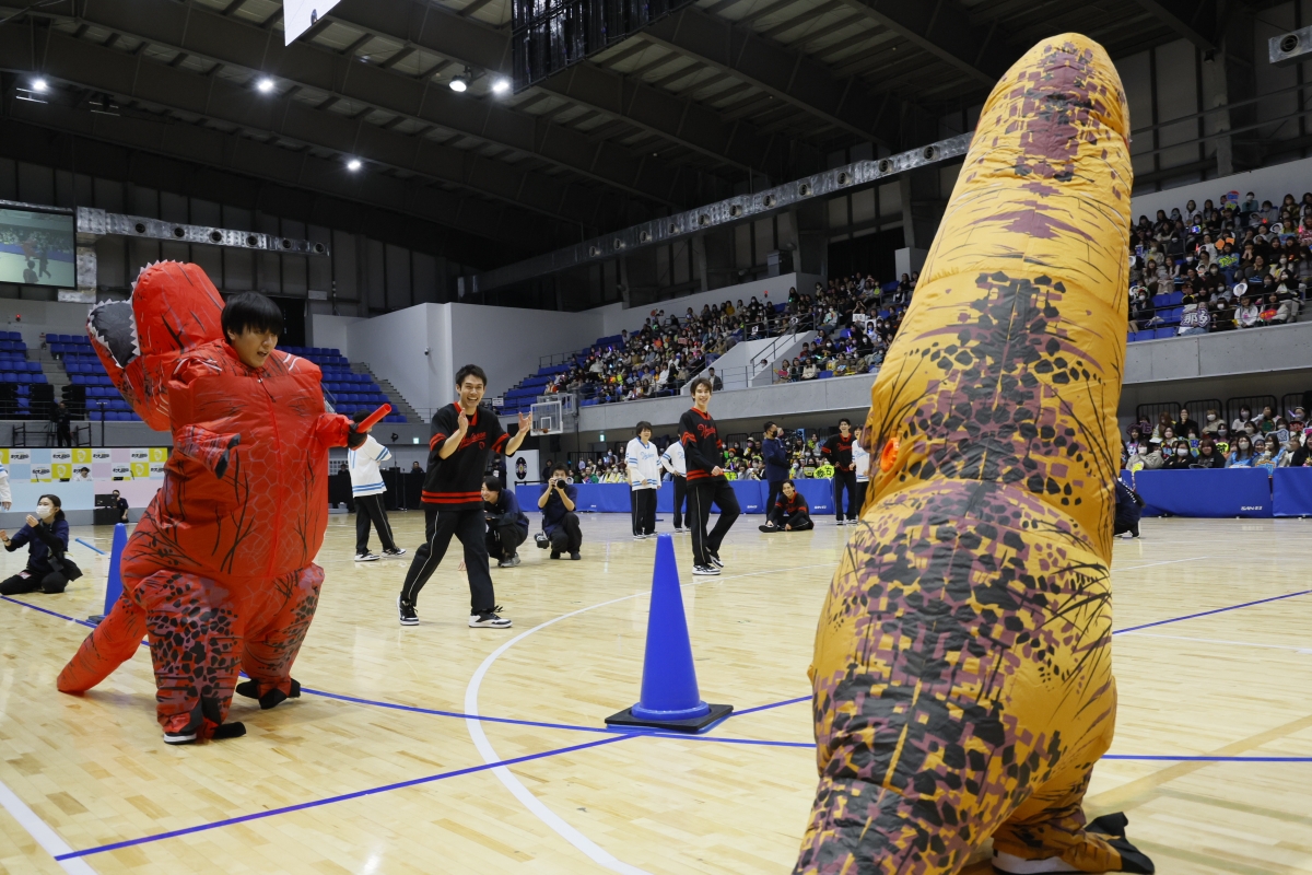 チーム・ハンサム！19周年目は“初の運動会”イベントで1年の締めくくり！ MHP（Most Handsome Person）を手にしたのは19歳の新人ハンサム本島純政！