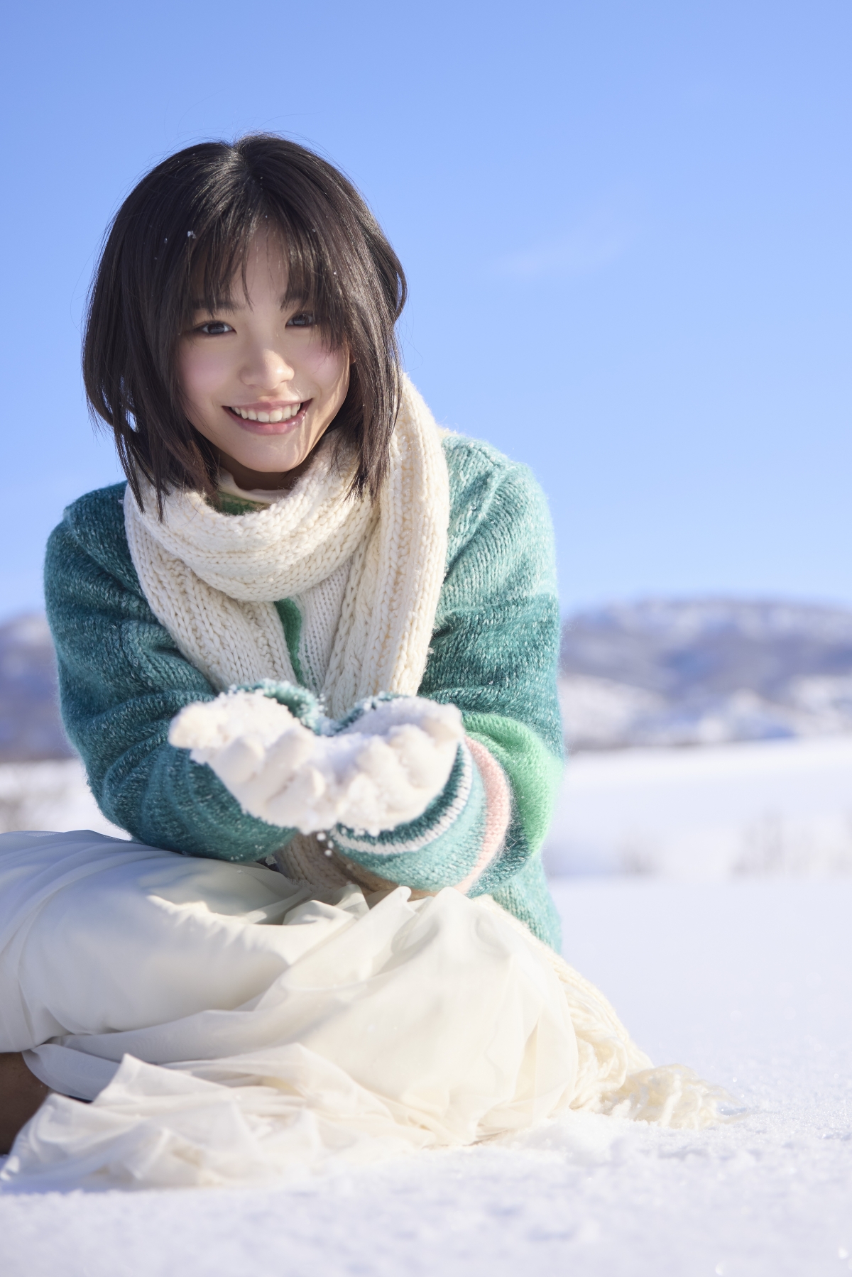 『當真あみ１ｓｔ写真集（仮）』2025年3月4日(火) 小学館より発売決定！　最旬若手女優、中３から高３までの青春を詰め込みました！！