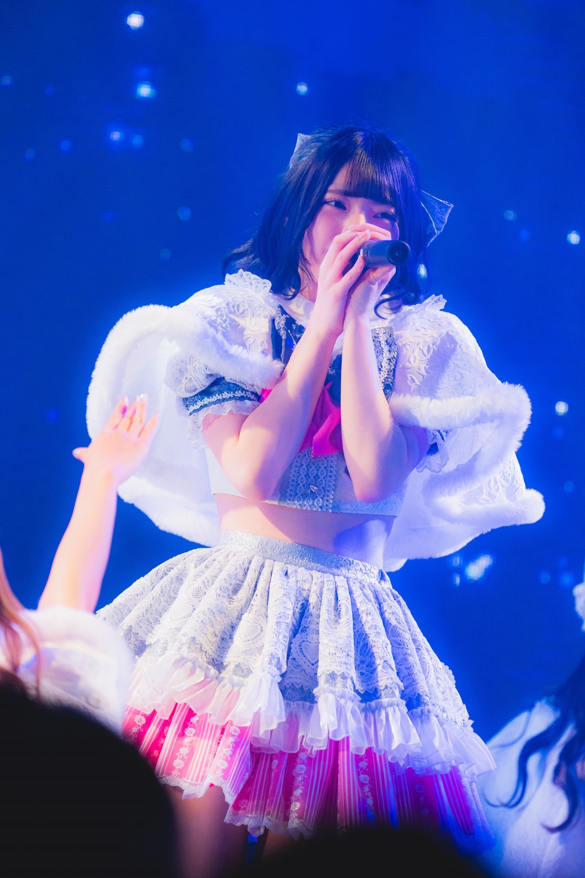 テラス×テラス 新体制お披露目ライブで、まさかの改名発表!? 乃木坂46の作曲家が手掛ける、新曲のセンターを掴み取れ！イジリー岡田が公式レフェリーを務める、「テラテラ　第一回センター争奪！　ガチンコ炎の３番勝負」の開催が決定！