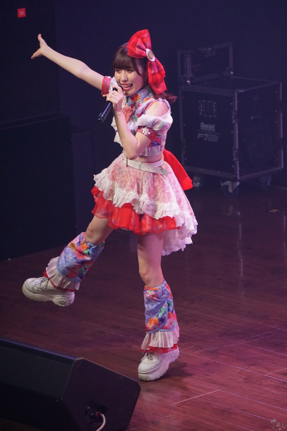 カウントダウンライブ爆裂！ 仮面女子×メノニューイヤー×『全夜祭』ラバーが秋葉原P.A.R.M.Sを熱狂の渦に！！！