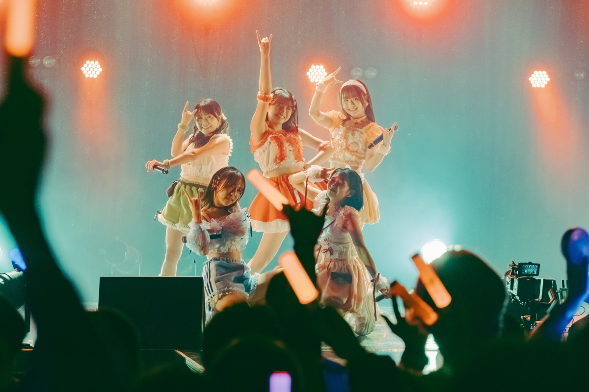 アップアップガールズ（２）が2025年を熱くスタート！ライブで新曲「ギリギリバーニング！」披露