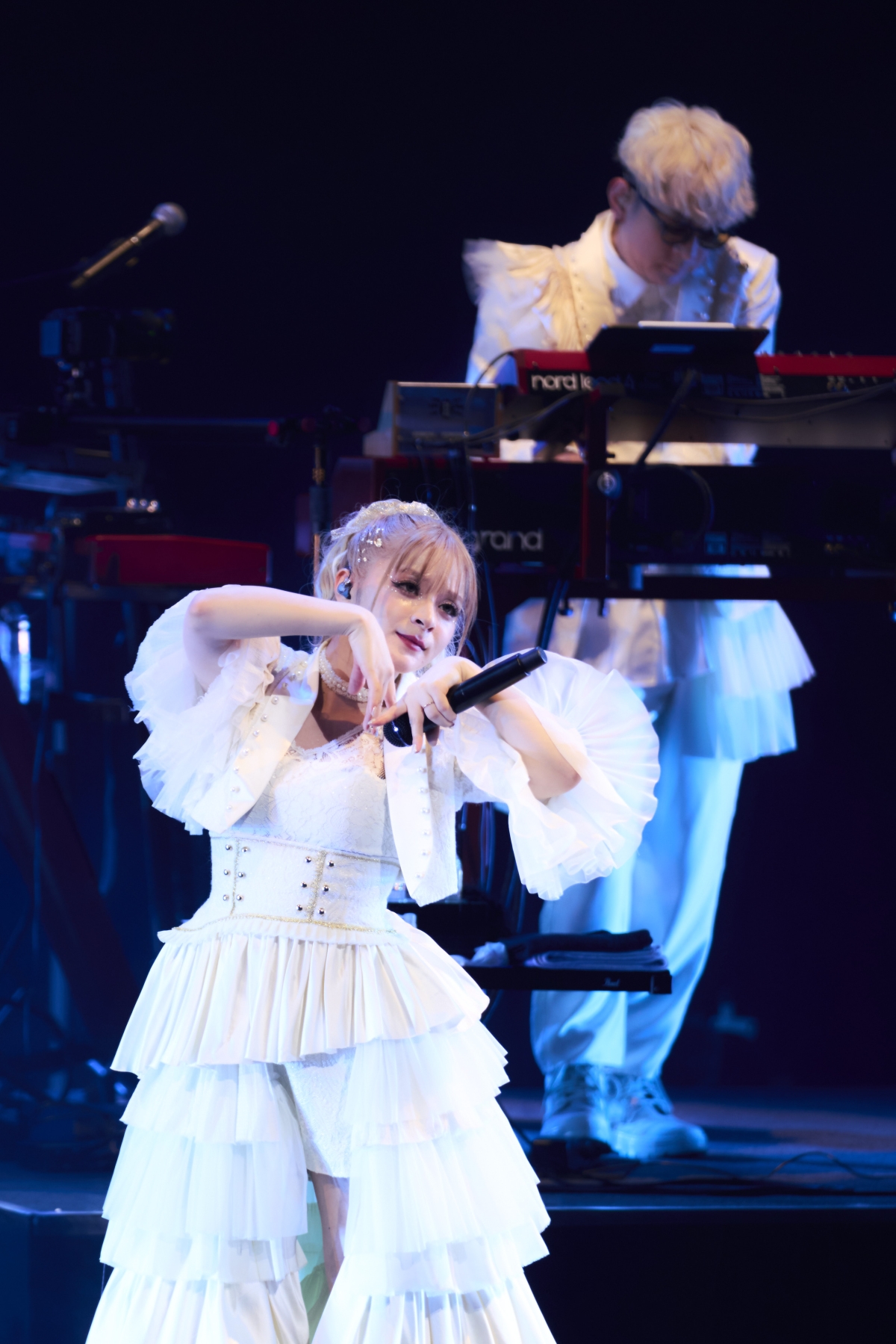 GARNiDELiA10周年記念ワールドツアー完走！1月11日リリースの新曲を初披露&MARiAソロツアー&GARNiDELiAオールタイムベストアルバムを引っ提げたツアーを発表！