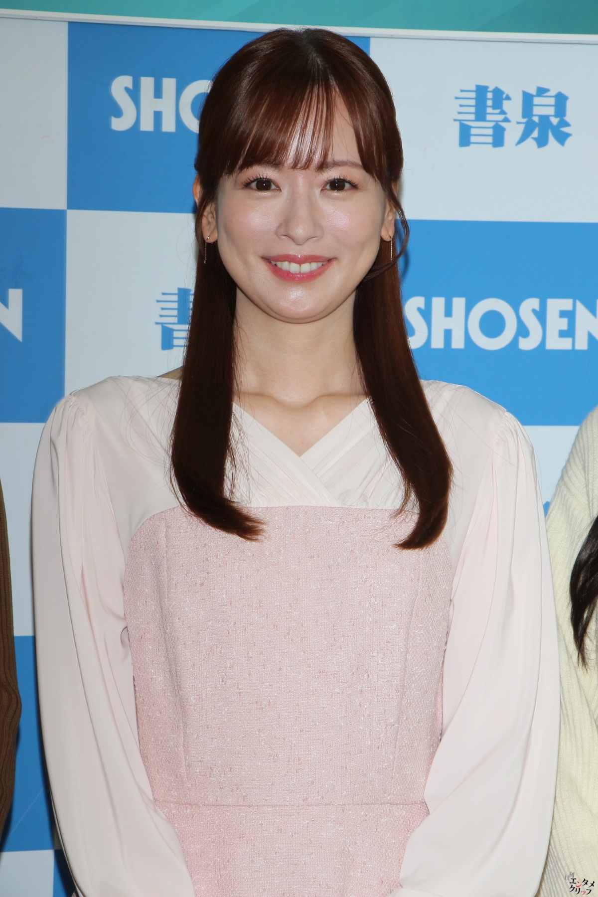望月理恵、皆藤愛子、林佑香が語る！セント・フォース30年の軌跡写真集『Jewels』でアナウンサーの成長を振り返る