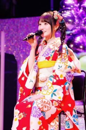 小倉 唯「Yui's＊company. 社員総会2025 〜あけおめ Rock you ☆ The time has come〜」オフィシャルイベントレポートが到着！