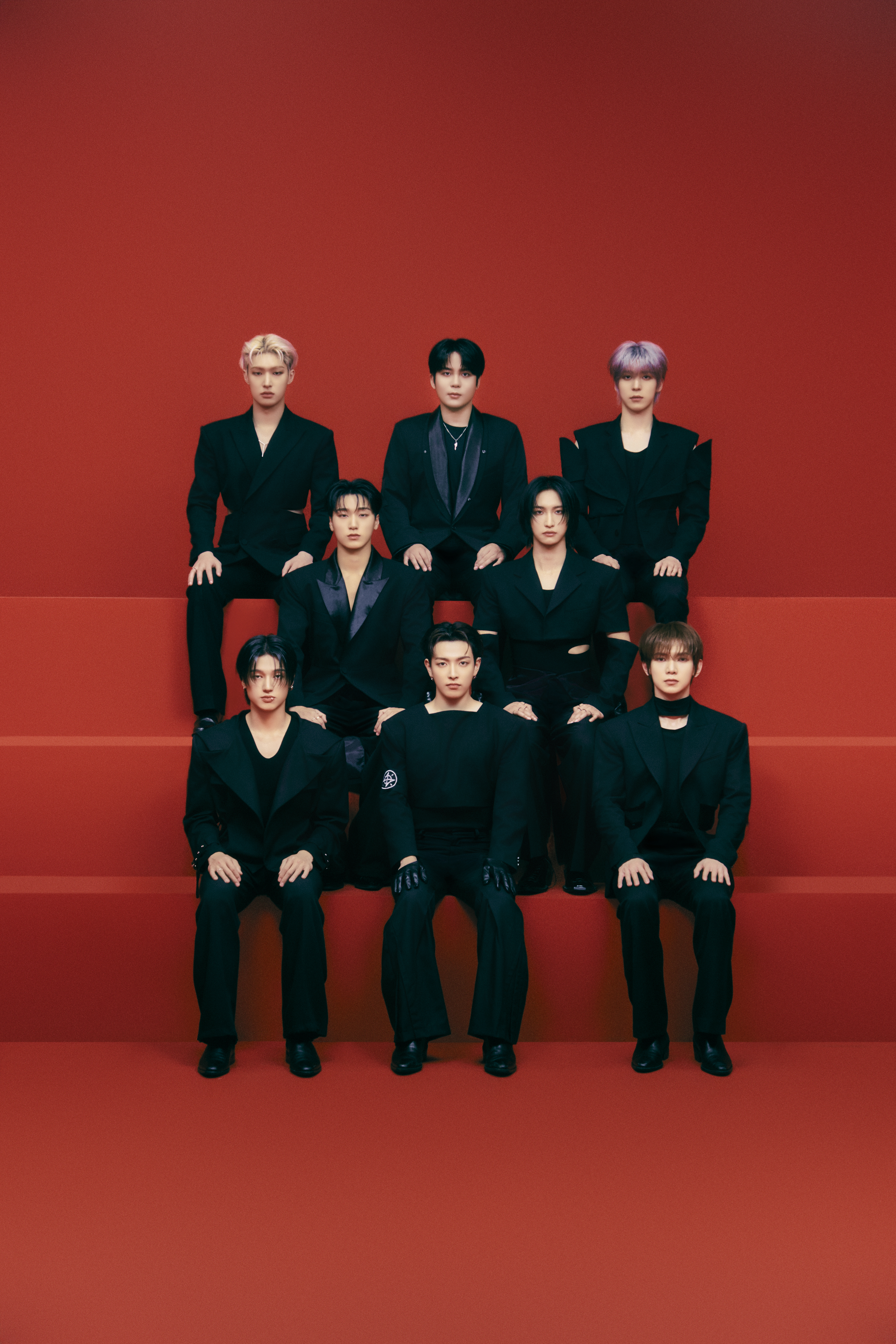 ATEEZ(エイティーズ) 2025ヨーロッパツアー’初訪問’のスペイン・バルセロナ&ドイツ・ケルン、今までにない最高の歓声&合唱で会場を埋め尽くす! 9 ATEEZ(エイティーズ) 2025ヨーロッパツアー’初訪問’のスペイン・バルセロナ&ドイツ・ケルン、今までにない最高の歓声&合唱で会場を埋め尽くす!
