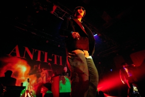 大沢伸一とどんぐりずのユニットDONGROSSOがバレンタイン・ソングを配信