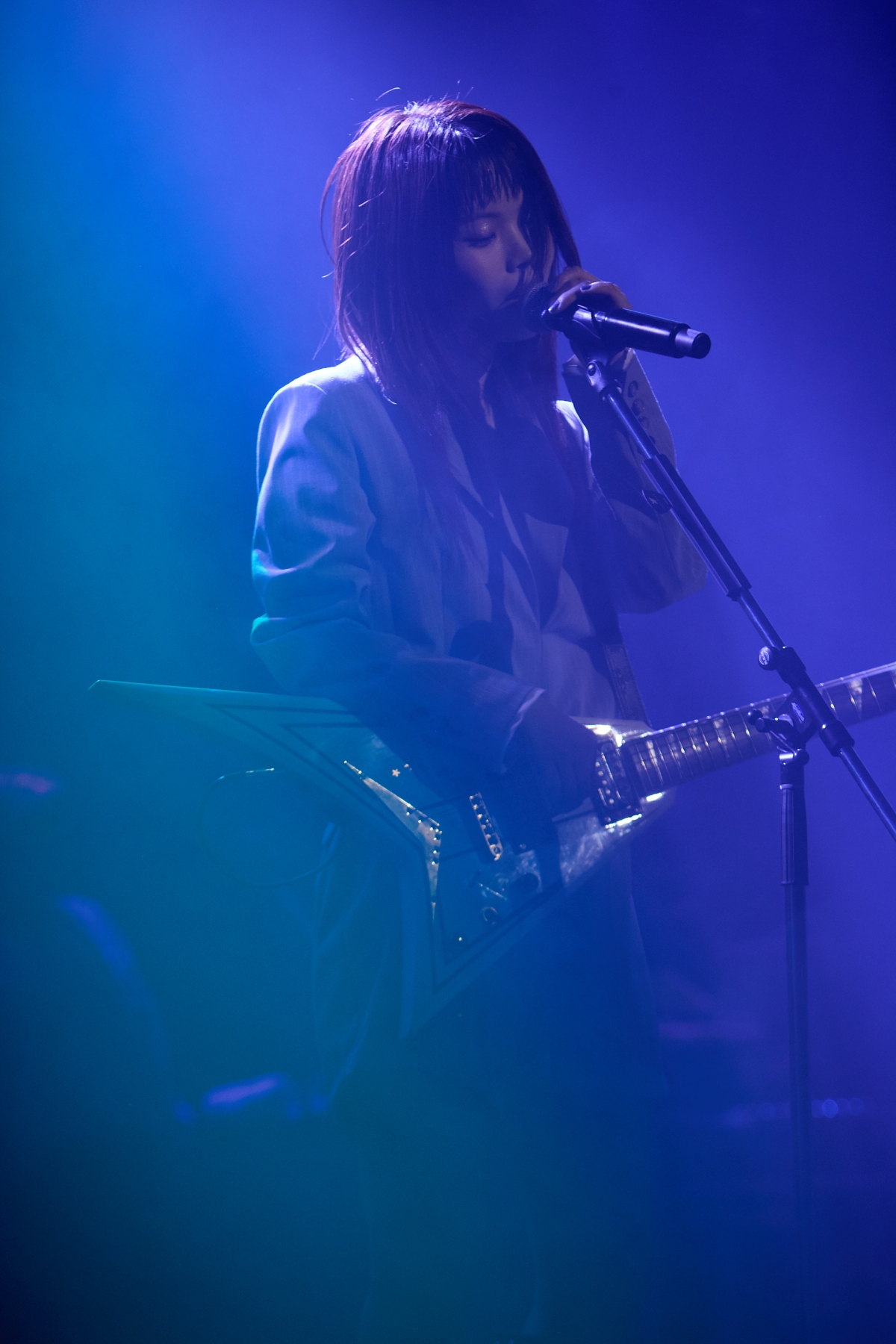アイナ・ジ・エンド、2025年初ツアー「ハリネズミスマイル」東京・Zepp Hanedaのアフタームービー公開