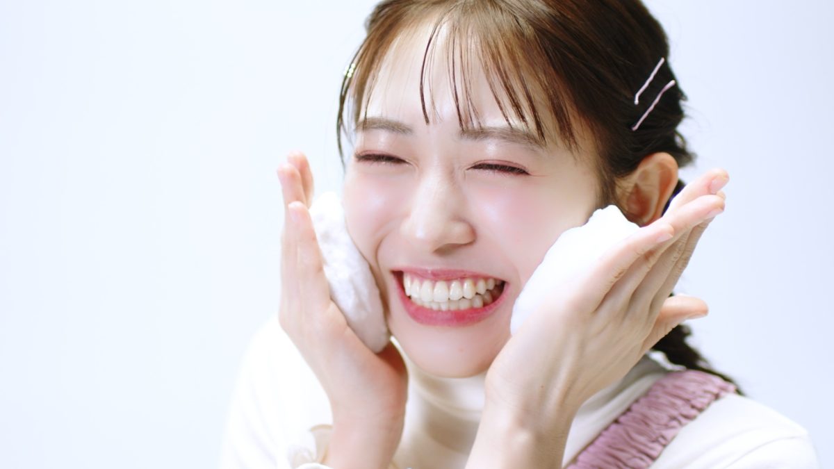 期間限定！超ときめき♡宣伝部が「超きゅーちゃく♡宣伝部」に！？ 顔中に “吸着もちっと泡”をつけて大はしゃぎ！