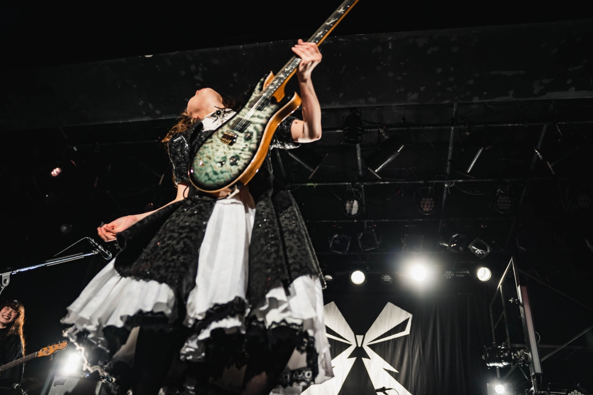 トレンド入り連発の「全修。」OPソングで話題の世界的人気ガールズ・バンド「BAND-MAID」 2025年の国内ツアー第二弾を発表 3 トレンド入り連発の「全修。」OPソングで話題の世界的人気ガールズ・バンド「BAND-MAID」 2025年の国内ツアー第二弾を発表