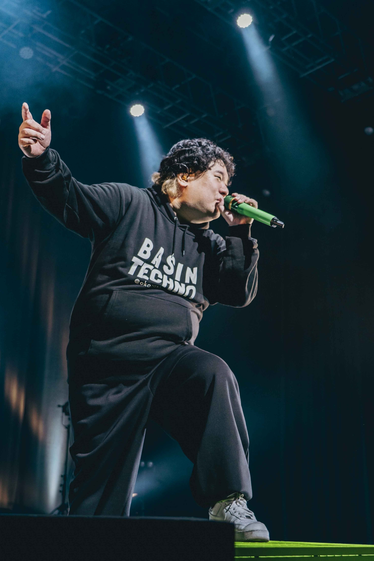 岡崎体育、9周年イベントとしてリキッドルーム9DAYS連続ツーマンイベントを開催！