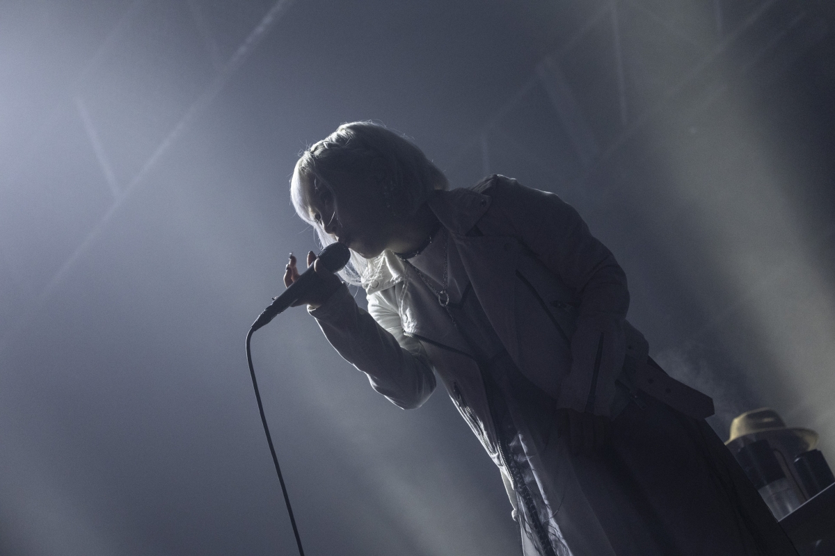 ReoNa、オールスタンディングZeppツアー『SQUAD JAM』スタート！ 6月4日（水）2枚同時発売の、ライブ映像商品「Birth 2024」＆「AVATAR 2024」予約開始！