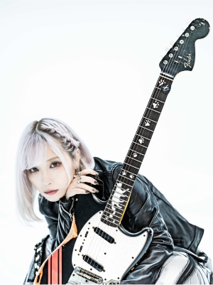 ReoNa、オールスタンディングZeppツアー『SQUAD JAM』スタート！ 6月4日（水）2枚同時発売の、ライブ映像商品「Birth 2024」＆「AVATAR 2024」予約開始！