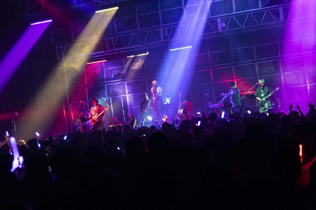 ReoNa、オールスタンディングZeppツアー『SQUAD JAM』スタート！ 6月4日（水）2枚同時発売の、ライブ映像商品「Birth 2024」＆「AVATAR 2024」予約開始！