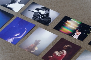 9人の写真家が紡ぐ、宇多田ヒカルの記録と記憶。写真展「HIKARU UTADA SCIENCE FICTION TOUR 2024 NINE STORIES」がNew Galleryで開催中