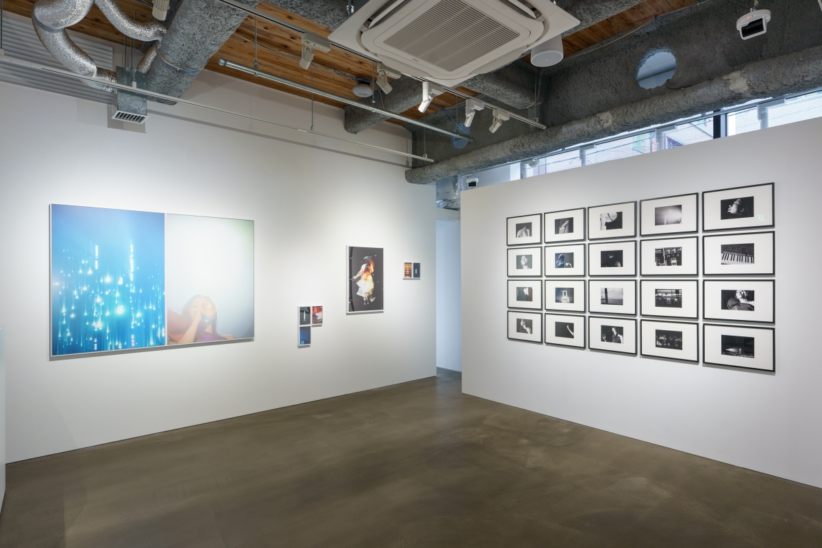 9人の写真家が紡ぐ、宇多田ヒカルの記録と記憶。写真展「HIKARU UTADA SCIENCE FICTION TOUR 2024 NINE STORIES」がNew Galleryで開催中
