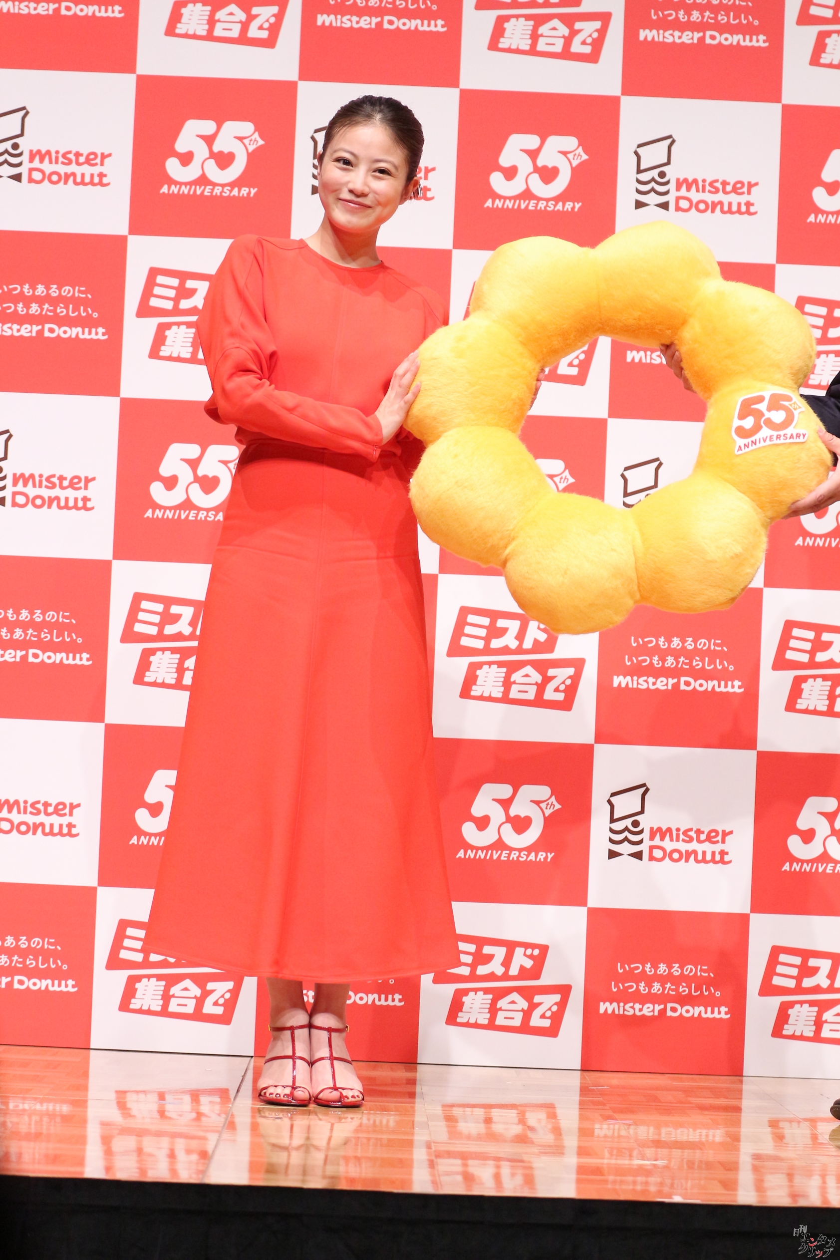 今田美桜、ミスドアンバサダー就任でポンデ愛炸裂!「#ミスド集合で」が合言葉に 5 今田美桜、ミスドアンバサダー就任でポンデ愛炸裂!「#ミスド集合で」が合言葉に