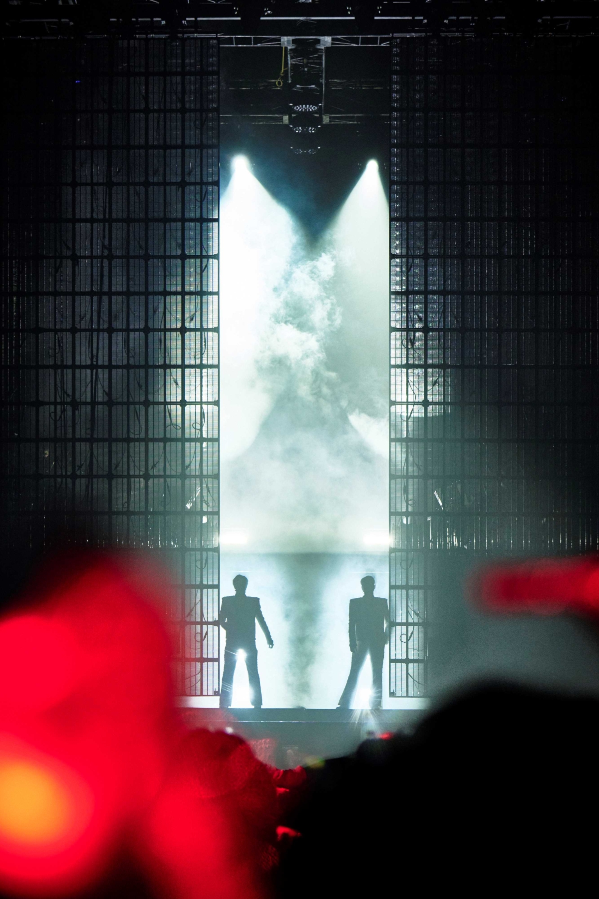 東方神起 全国ツアーアリーナ19公演を完走。東京ドームへ向け走り続ける彼らに注目。