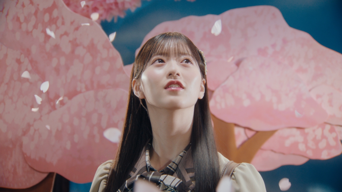 MVのテーマは“まさかの主役抜擢 ”！？ AKB48 65thシングル『まさかのConfession』MV公開&先行配信スタート！初の研究生センター抜擢の八木愛月とリンクするAKB48らしい王道青春ソング 3月8日の劇場公演で初パフォーマンス&AKB48公式YouTubeで生配信！！