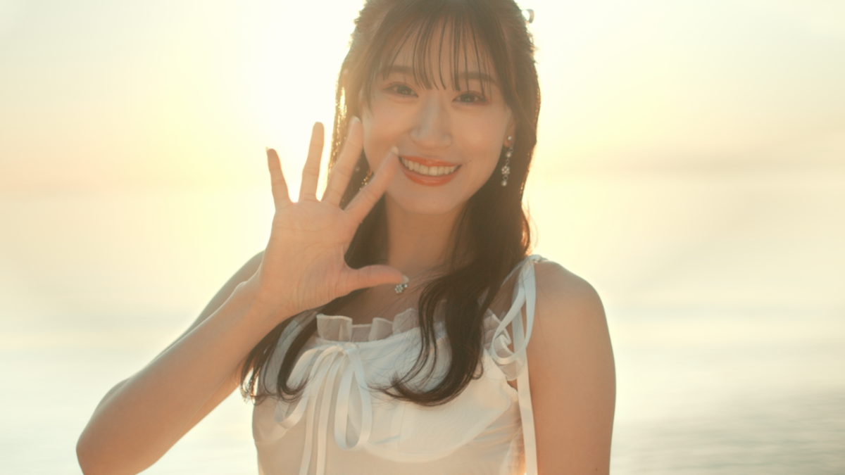 上西恵 