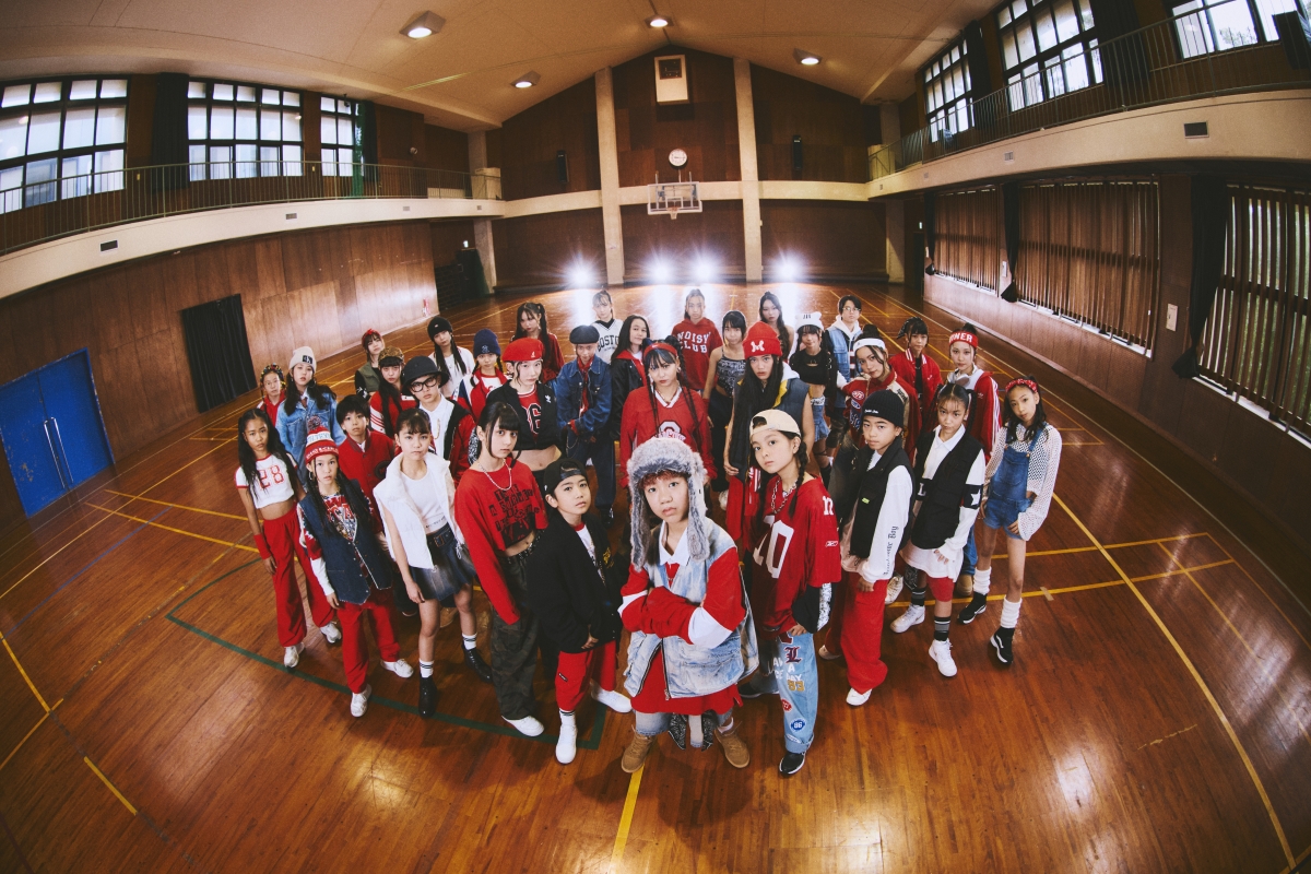 総勢52名の沖縄が生んだPOP STAR 次世代の最強グループB.B.WAVESがデビュー!!「Funkify You」を本日リリース＆MV公開!デビュー同日に初の日本武道館ライブにて初披露!!