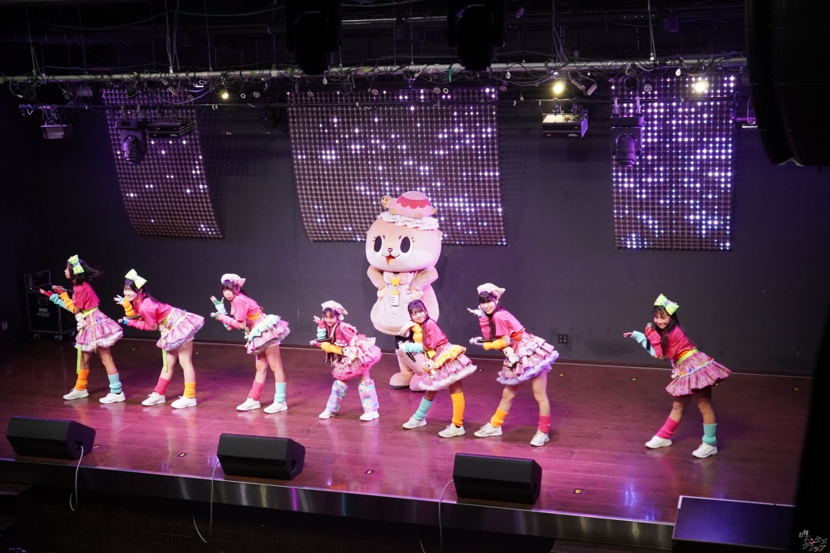 ちぃたん☆ボンバーズ初ライブ！新曲「屁凸(へとつ)」でキュートが炸裂！