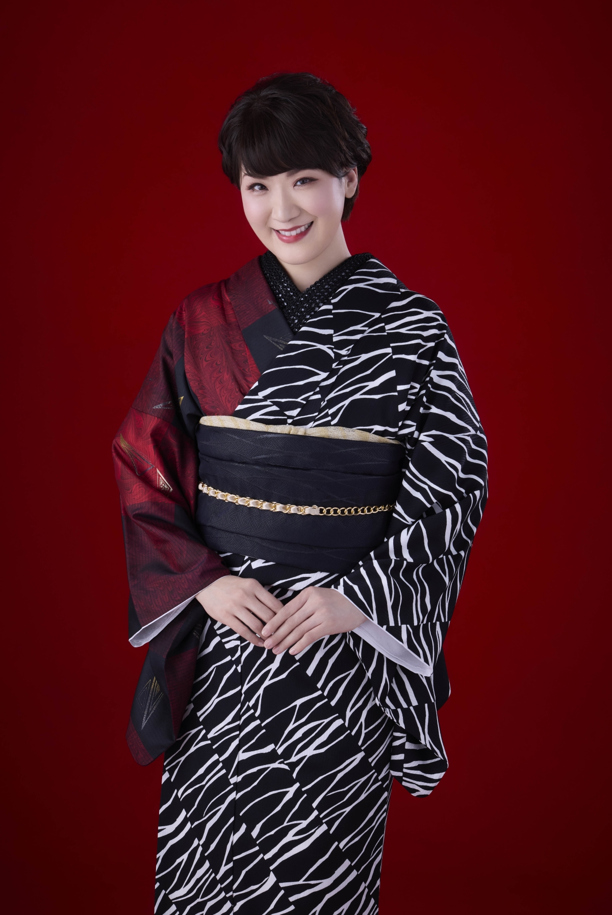 市川由紀乃、“生きる覚悟の歌”。復帰作となる新曲のアートワークを公開！作詞家松井五郎氏からのコメントも到着。
