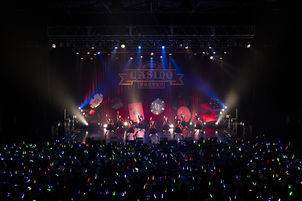 新曲サプライズ披露も！　ステージに全身全霊をかけるナナニジの未来に全〝BET〟！