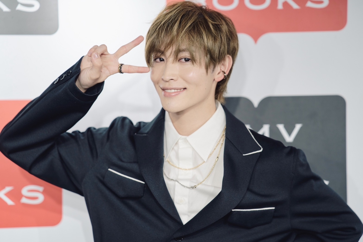 GENIC・増子敦貴、3rd写真集発売に手応え! 「幸せオーラ、増子パワーがたくさん詰まっています!」 2 GENIC・増子敦貴、3rd写真集発売に手応え! 「幸せオーラ、増子パワーがたくさん詰まっています!」