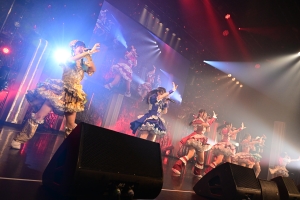 話題沸騰の「iLiFE!」や「Peel the Apple」など日本を代表するアイドルが集結!「NIG FES 2025」1日目レポート! 4位 ももにゃん、5位 エピック・エピローグ 第3番も堂々パフォーマンス! 179 話題沸騰の「iLiFE!」や「Peel the Apple」など日本を代表するアイドルが集結!「NIG FES 2025」1日目レポート! 4位 ももにゃん、5位 エピック・エピローグ 第3番も堂々パフォーマンス!