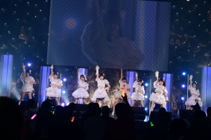 話題沸騰の「iLiFE!」や「Peel the Apple」など日本を代表するアイドルが集結!「NIG FES 2025」1日目レポート! 4位 ももにゃん、5位 エピック・エピローグ 第3番も堂々パフォーマンス! 32 話題沸騰の「iLiFE!」や「Peel the Apple」など日本を代表するアイドルが集結!「NIG FES 2025」1日目レポート! 4位 ももにゃん、5位 エピック・エピローグ 第3番も堂々パフォーマンス!
