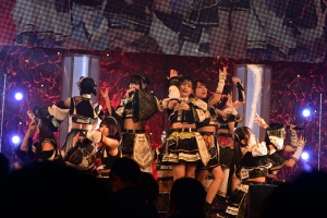 話題沸騰の「iLiFE!」や「Peel the Apple」など日本を代表するアイドルが集結!「NIG FES 2025」1日目レポート! 4位 ももにゃん、5位 エピック・エピローグ 第3番も堂々パフォーマンス! 49 話題沸騰の「iLiFE!」や「Peel the Apple」など日本を代表するアイドルが集結!「NIG FES 2025」1日目レポート! 4位 ももにゃん、5位 エピック・エピローグ 第3番も堂々パフォーマンス!