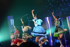 話題沸騰の「iLiFE!」や「Peel the Apple」など日本を代表するアイドルが集結!「NIG FES 2025」1日目レポート! 4位 ももにゃん、5位 エピック・エピローグ 第3番も堂々パフォーマンス! 72 話題沸騰の「iLiFE!」や「Peel the Apple」など日本を代表するアイドルが集結!「NIG FES 2025」1日目レポート! 4位 ももにゃん、5位 エピック・エピローグ 第3番も堂々パフォーマンス!