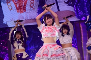 話題沸騰の「iLiFE!」や「Peel the Apple」など日本を代表するアイドルが集結!「NIG FES 2025」1日目レポート! 4位 ももにゃん、5位 エピック・エピローグ 第3番も堂々パフォーマンス! 86 話題沸騰の「iLiFE!」や「Peel the Apple」など日本を代表するアイドルが集結!「NIG FES 2025」1日目レポート! 4位 ももにゃん、5位 エピック・エピローグ 第3番も堂々パフォーマンス!