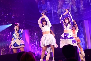 話題沸騰の「iLiFE!」や「Peel the Apple」など日本を代表するアイドルが集結!「NIG FES 2025」1日目レポート! 4位 ももにゃん、5位 エピック・エピローグ 第3番も堂々パフォーマンス! 89 話題沸騰の「iLiFE!」や「Peel the Apple」など日本を代表するアイドルが集結!「NIG FES 2025」1日目レポート! 4位 ももにゃん、5位 エピック・エピローグ 第3番も堂々パフォーマンス!