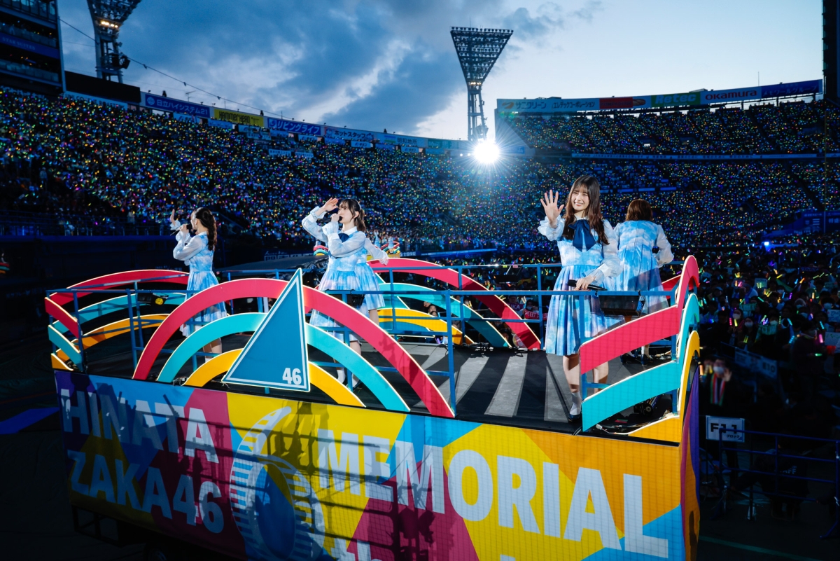 日向坂46の6周年ライブにグループを卒業した一期生メンバーもサプライズで登場！ グループを支え続けたキャプテン・佐々木久美の卒業を祝う