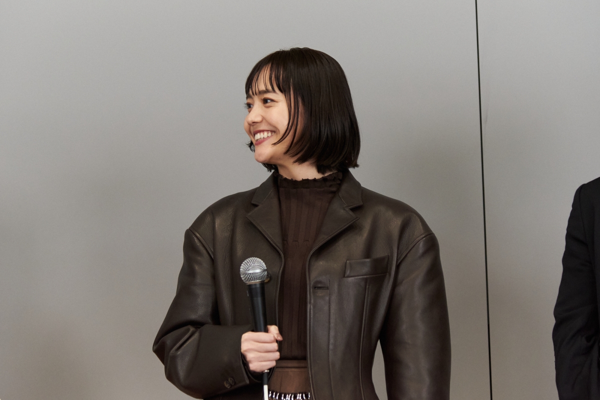 一線を越える、その瞬間――。“切なすぎる婚外恋愛”描く『子宮恋愛』、松井愛莉が挑む大人の葛藤。