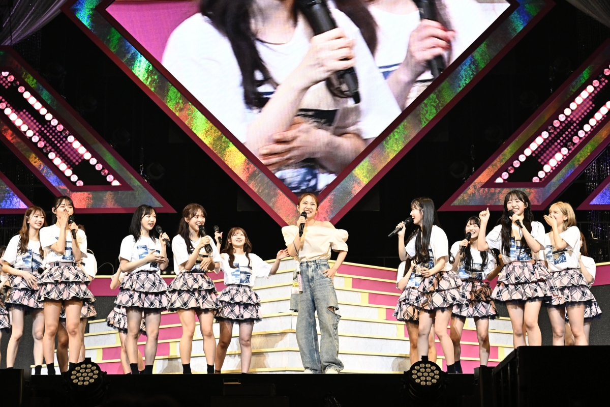 AKB48 春コンサートで第21期生オーディション開催＆全国5都市を廻る20周年記念ライブツアー開催を発表！ 初代総監督・高橋みなみがサプライズ登場＆“AKB48 20周年応援総団長“に就任！日本武道館で行うツアーファイナル出演も決定！