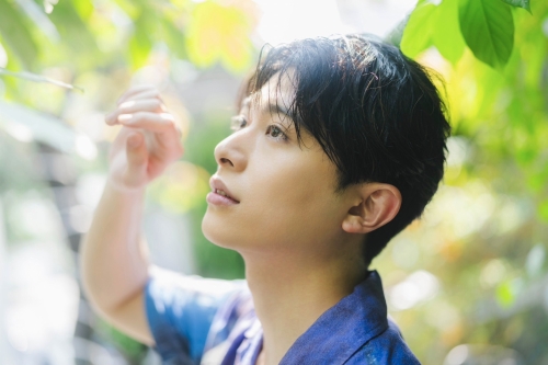 砂川脩弥が30歳を記念し2nd写真集「By me…」を発売！ベトナム・ダナンでの人生初海外ロケで大人の魅力にフォーカス